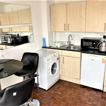 Bright & Modern Studio Flat In Paddington - Zone 1 Londen Buitenkant foto